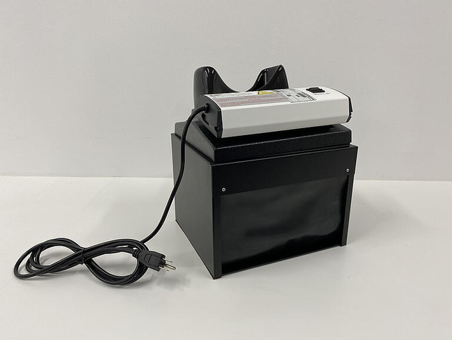C-15G Mini Chromato-Vue&trade; UV Viewing Cabinet