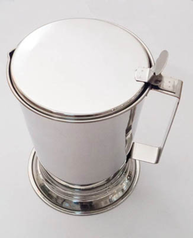 Stainless Steel Jug Graduated with Hinged Lid