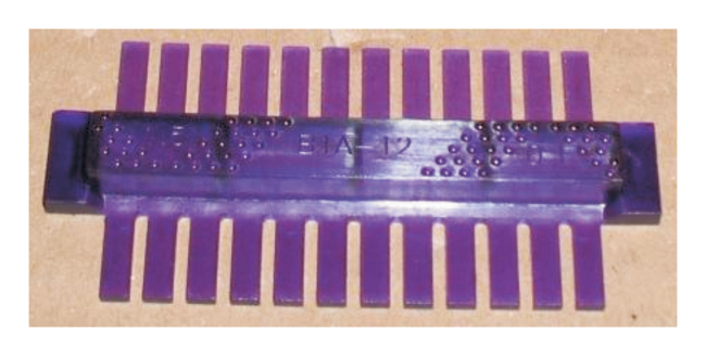 Owl&trade; EasyCast&trade; B1A Mini Gel and A2-OK Multi Gel Electrophoresis System Combs